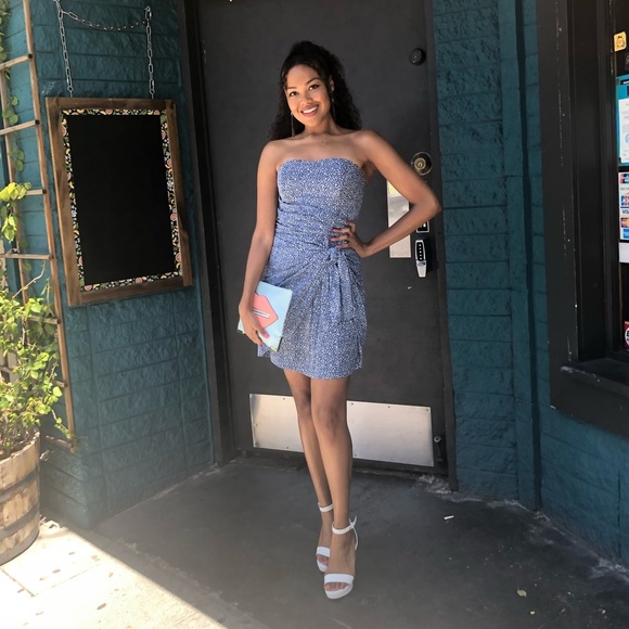 Meet your Posher, Barbie - Picture 1 of 1